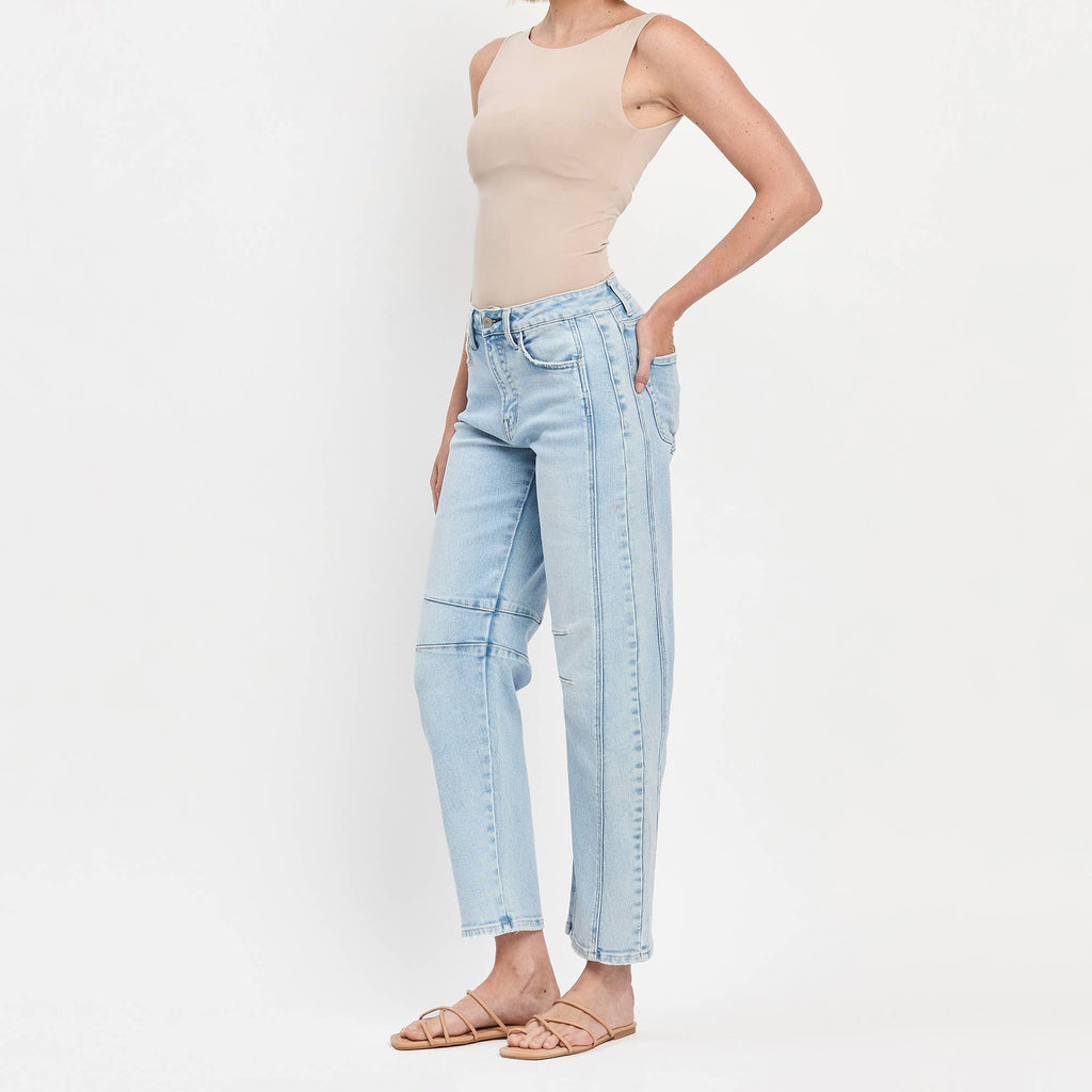 High Waist Jeans Mit Barrel Leg Und Heller Waschung